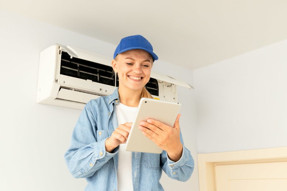 Female master and air conditioner, air conditioner repair